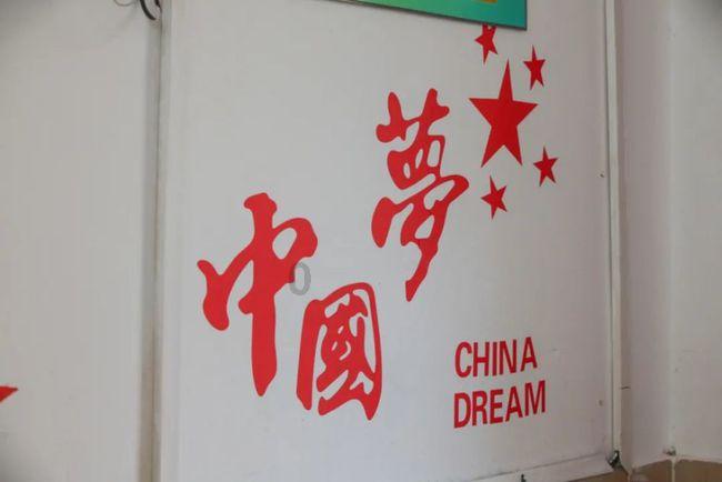 枪弹地牢